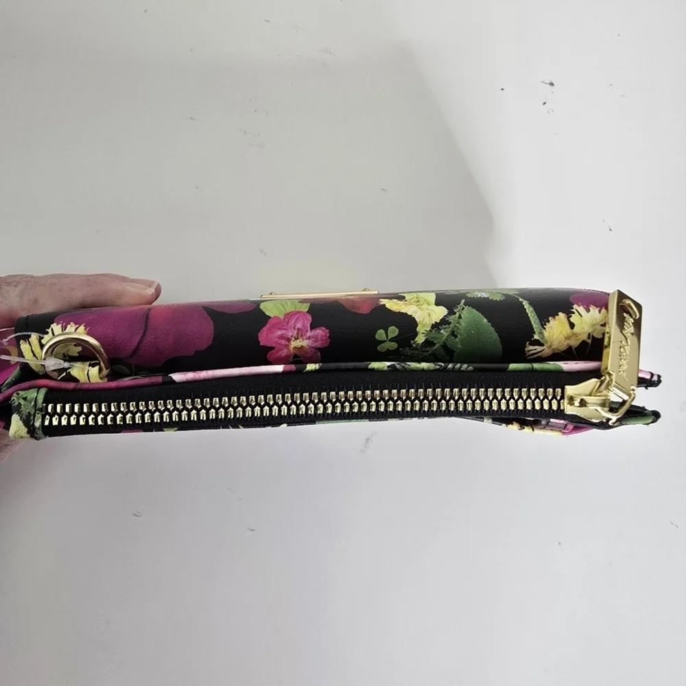 NWT Betsey Johnson Black Floral Faux Leather Bifold Wallet